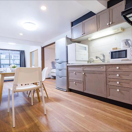 Charming Guesthouse In The Heart Of Okubo 丶steps To Metro And Convenient Travel! Eow4 Tokyo Eksteriør billede