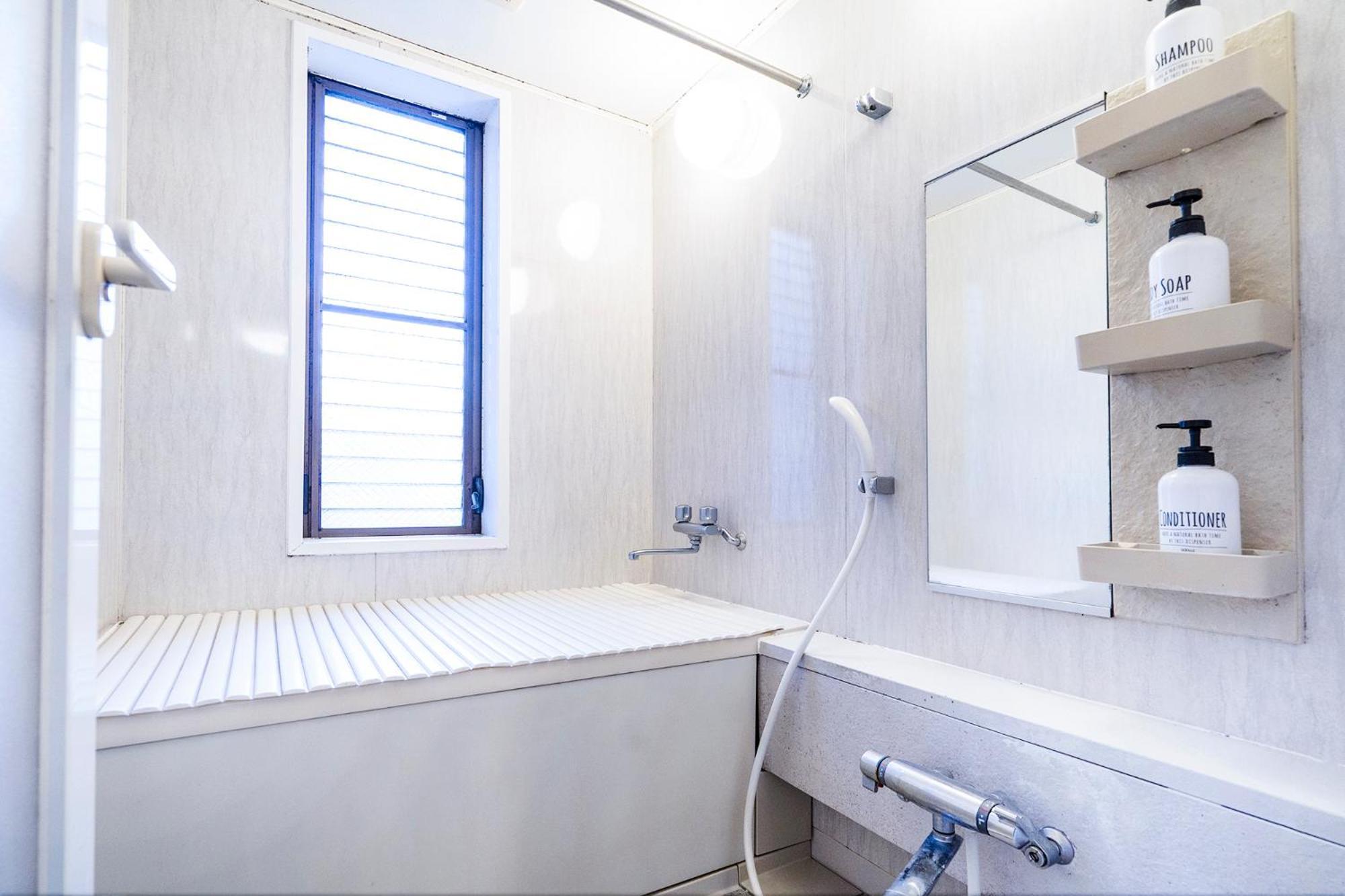 Charming Guesthouse In The Heart Of Okubo 丶steps To Metro And Convenient Travel! Eow4 Tokyo Eksteriør billede