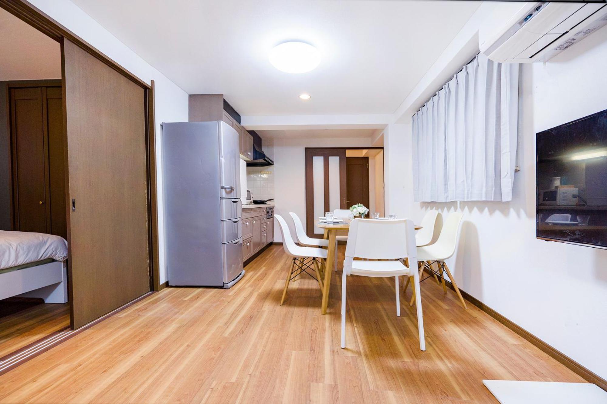 Charming Guesthouse In The Heart Of Okubo 丶steps To Metro And Convenient Travel! Eow4 Tokyo Eksteriør billede
